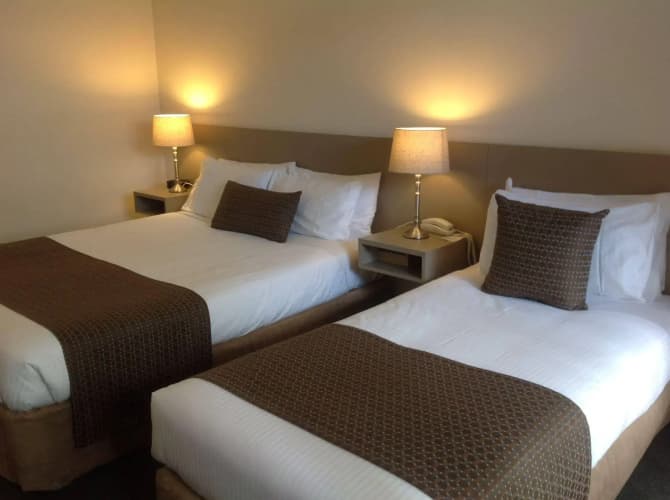 Buffalo Motor Inn 5