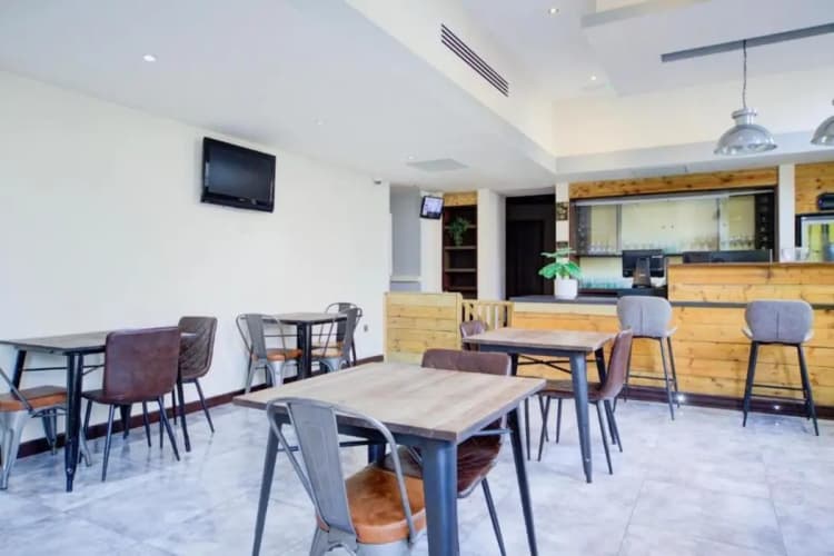Belvilla Newport City Centre Hotel - Lifestyle 3