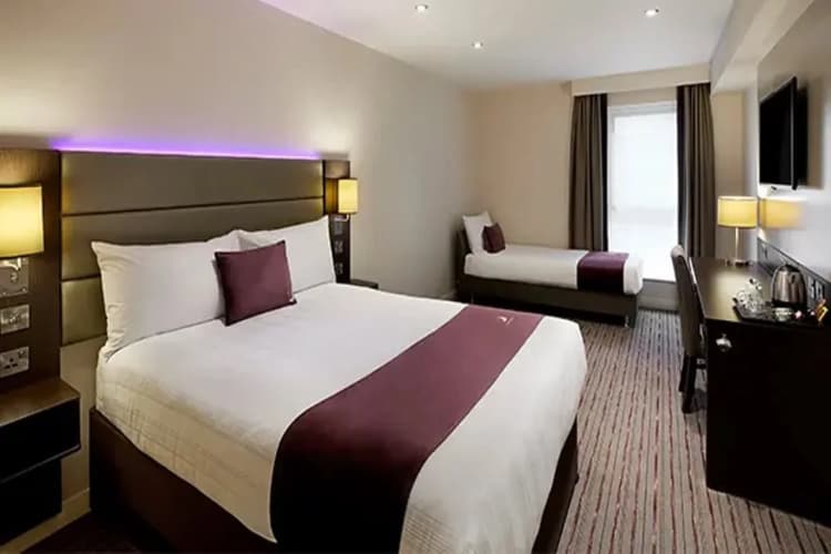 Premier Inn Holyhead 5