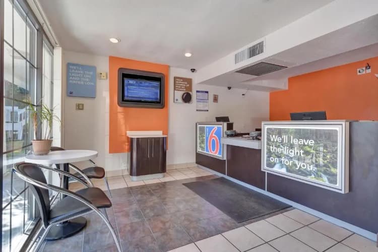 Motel 6 Santa Rosa North 2