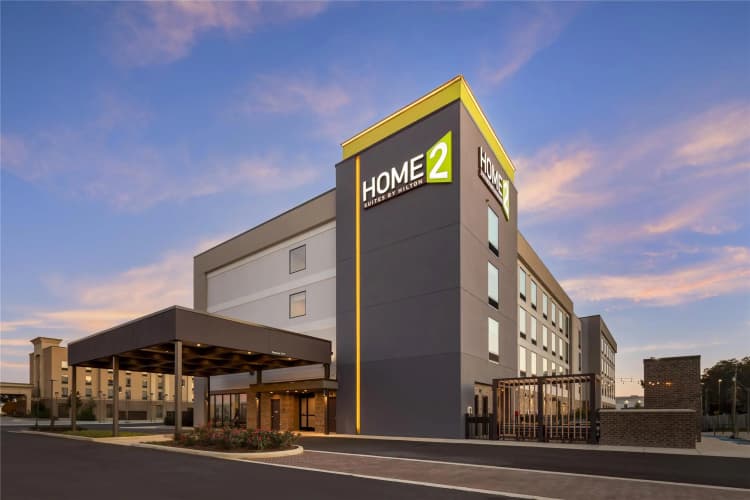Home2 Suites by Hilton Calera 2