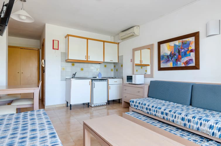 Mariner Club Apartments 5