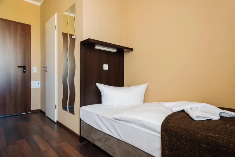 Apple City Hotel 5