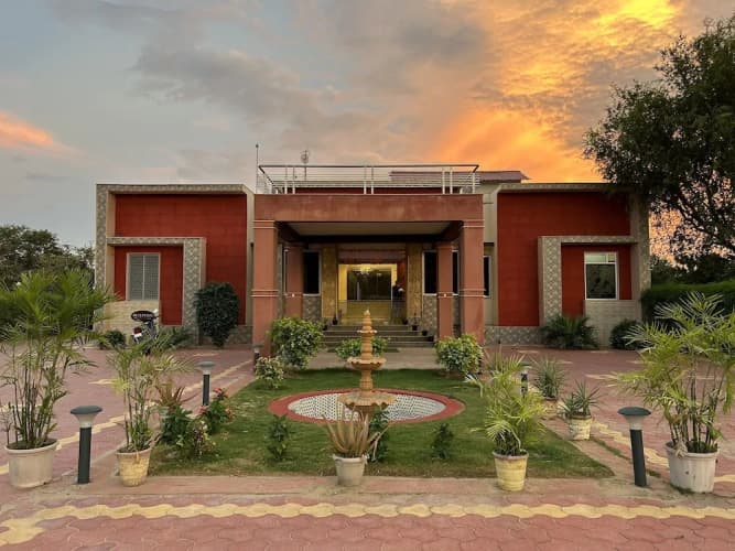 Avtar Resort main