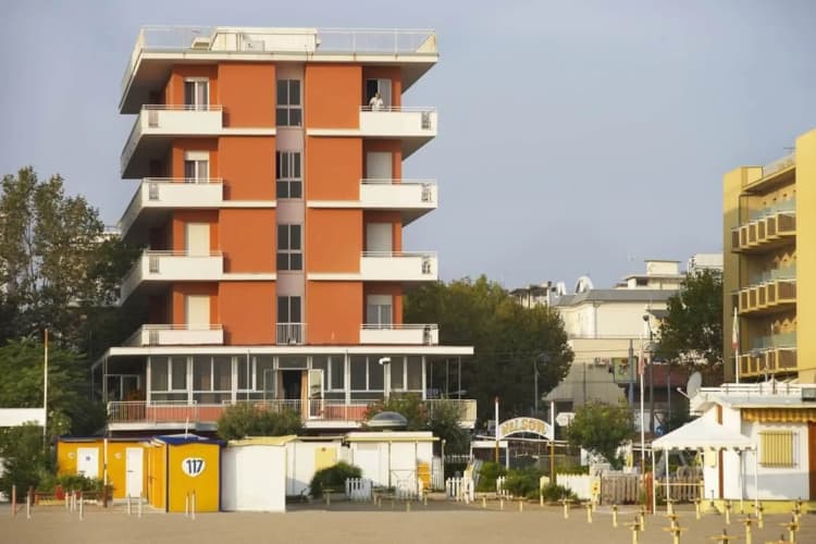 Hotel Nelson main