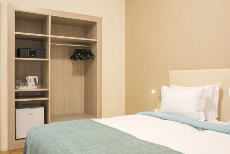 V Hotel Delphi 4