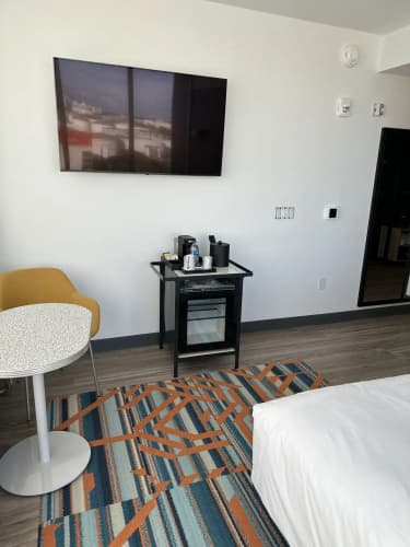 Aloft Fort Lauderdale Airport 2