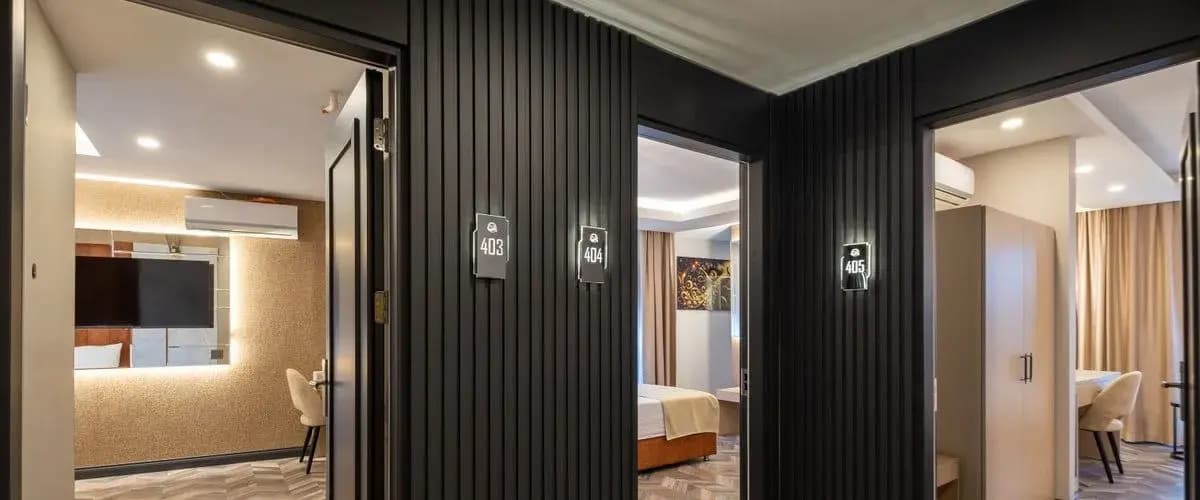 216 Star Suite 3