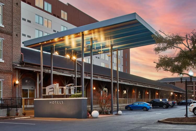 Aloft Wilmington At Coastline Center 2