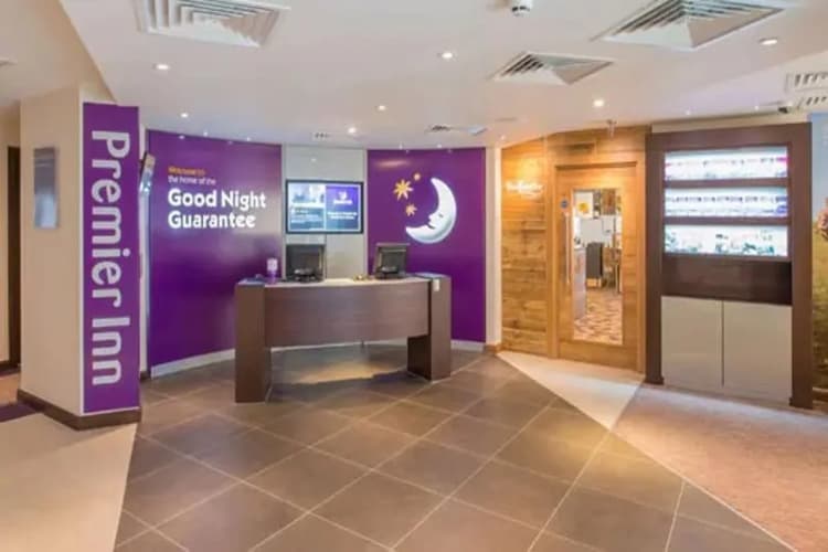 Yeovil Town Centre Hotel 3