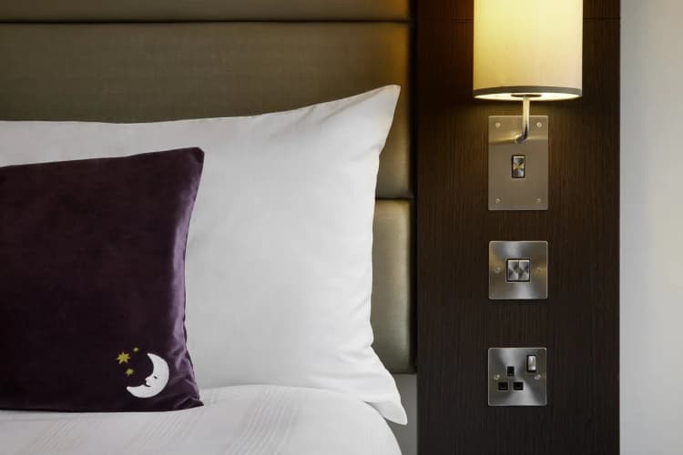 Premier Inn Epsom South 3