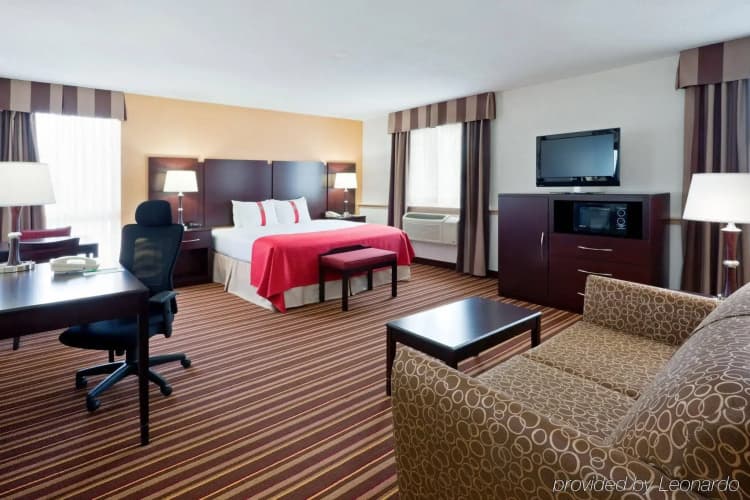 Holiday Inn Philadelphia Stadium 5