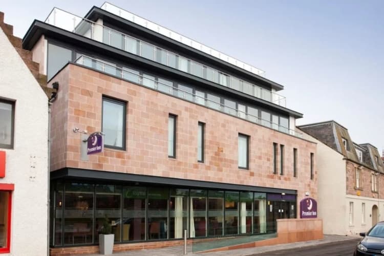 Premier Inn Inverness Centre (River Ness) 2