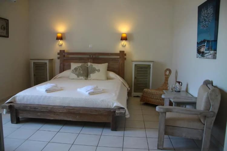 Captain Yiannis Hotel main