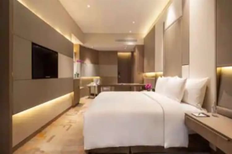 Radisson Resort Goa Baga 5