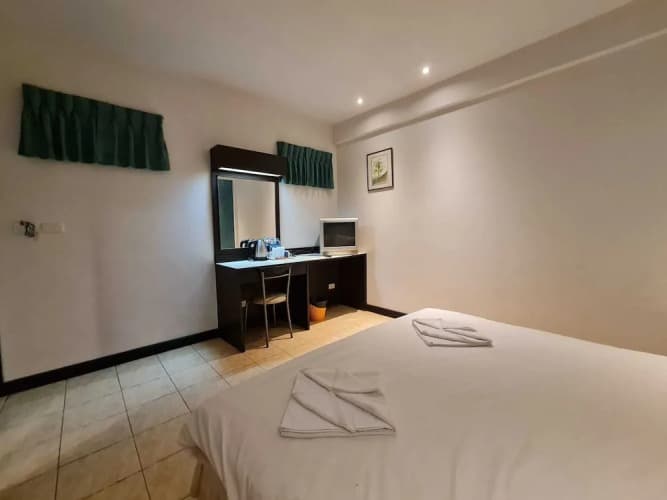Desa Phuket 3