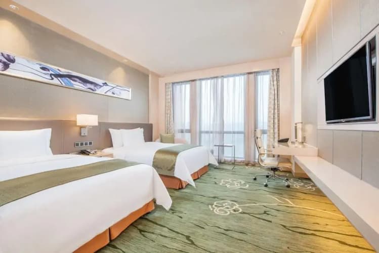 Holiday Inn Chongqing University Town 4