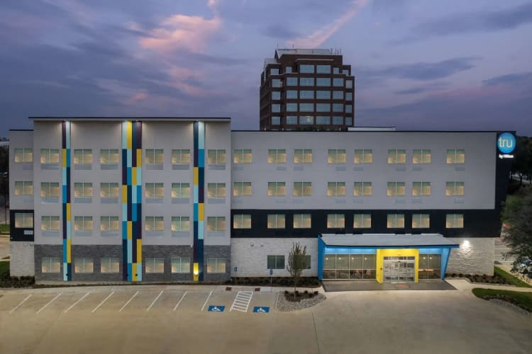 Tru by Hilton North Richland Hills DFW West 2