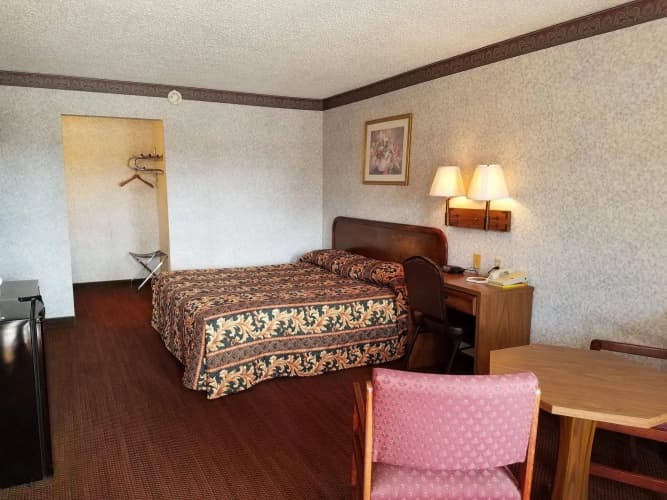 Heritage Inn 3
