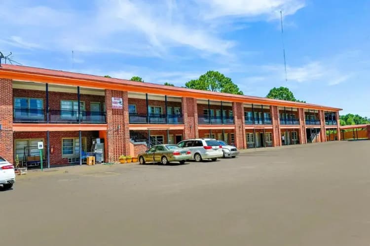 Sunrise Inn By OYO Albany 3