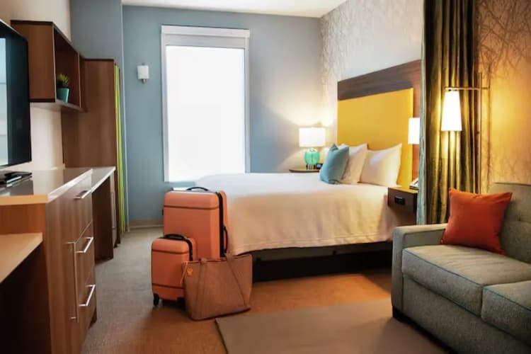 Home2 Suites by Hilton Owatonna 3