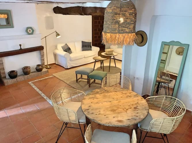 Vilasira Rooms & Wines - Adults Only 3