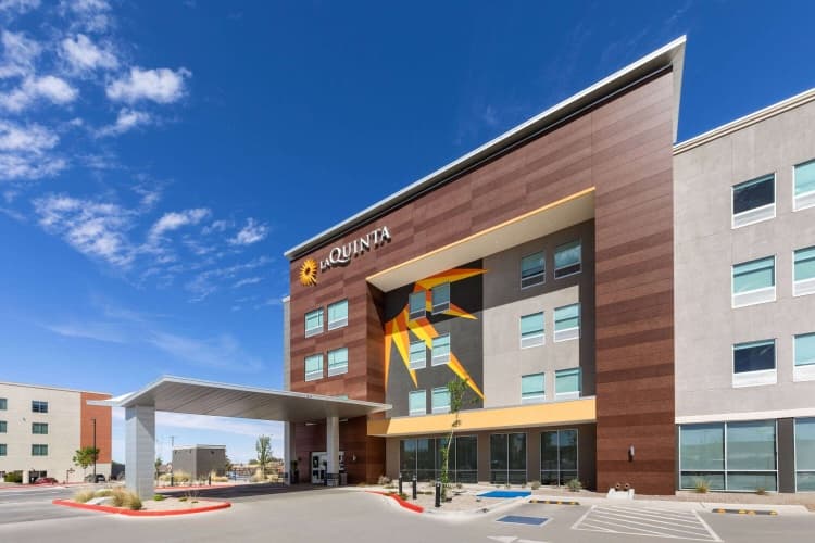 La Quinta Inn Suites Wyndham El Paso East Loop-375 2