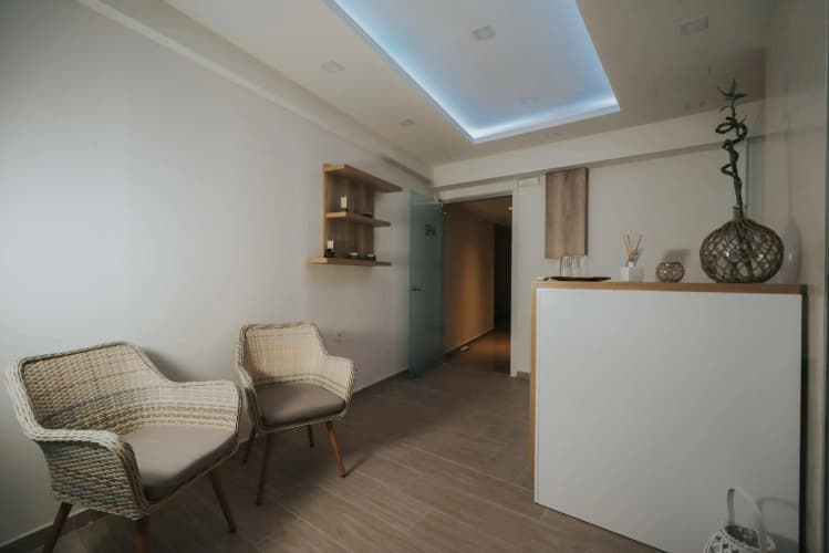 Kahlua Sea View Suites 3