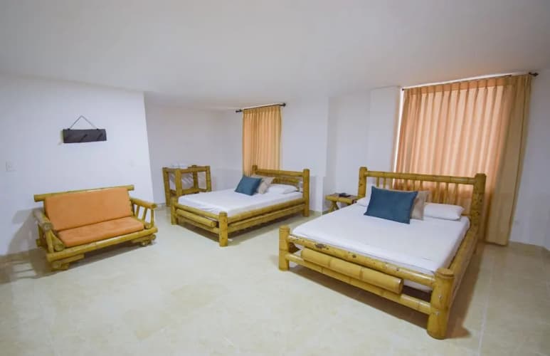 Hotel Toledo Plaza 5