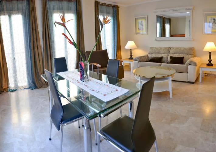 Apartamentos Sevilla 2