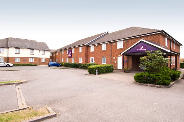 Premier Inn  Swindon North 2