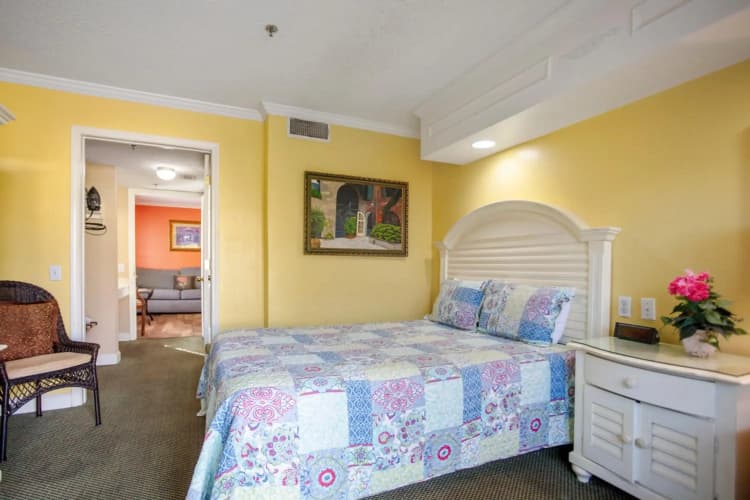 Edgewater Inn 5
