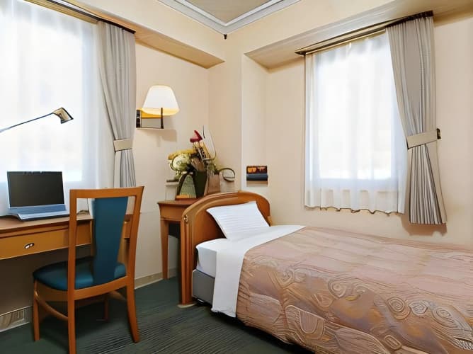 Fukuyama Rose Garden Hotel 5