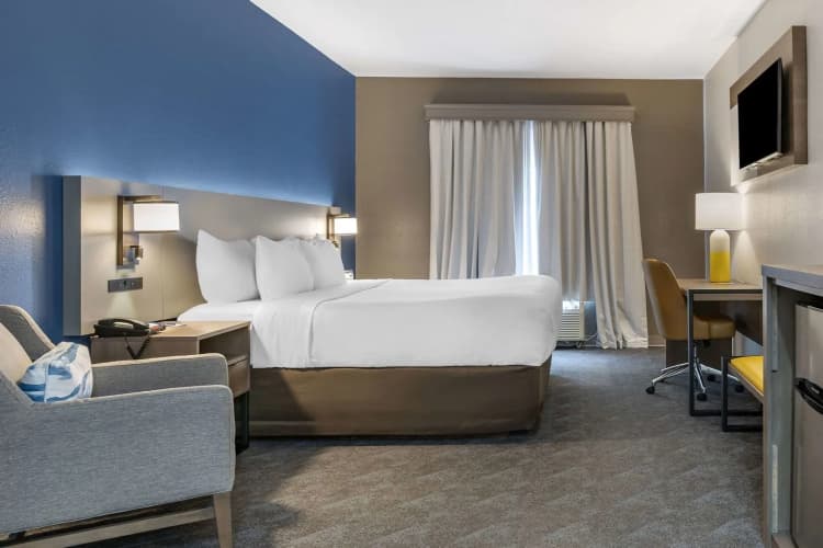 Ramada By Wyndham Shelbyville/louisville East 5
