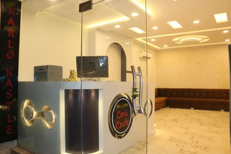 Hotel The Karlo Kastle main