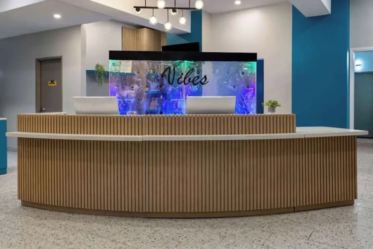 The Vibes Hotel, Trademark Collection by Wyndham 3