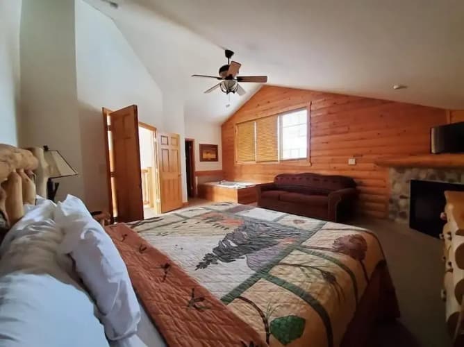 Grand Bear Resort At Starved Rock 3