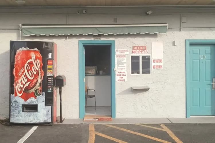 Motel 7 By OYO Near Phoenix Airport 2