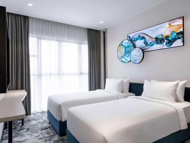 Mercure Kuala Lumpur Trion 4