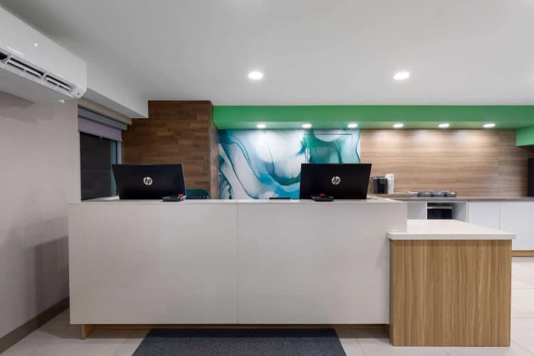 Wyndham Garden Louisville East 2