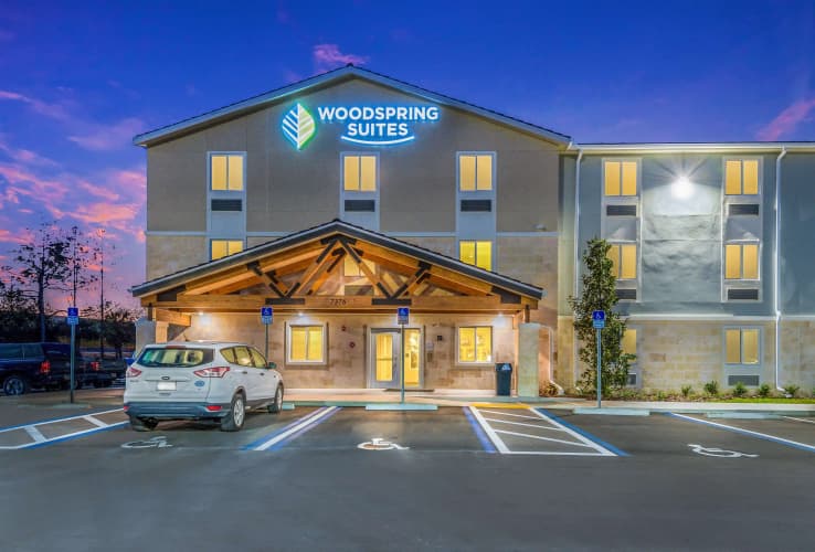 Woodspring Suites Bradenton main