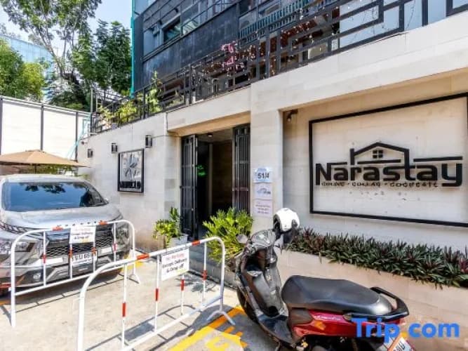 Narastay @ Phrom Phong main