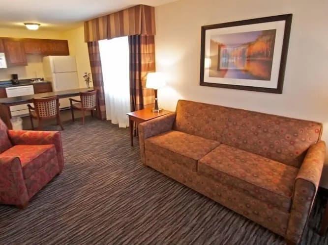 Grandstay Hotel & Suites Parkers Prairie 3