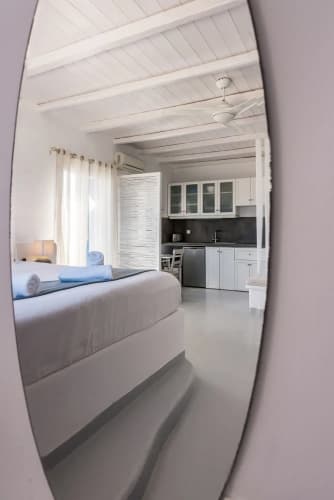 Perla Suites - Delmar Collection main