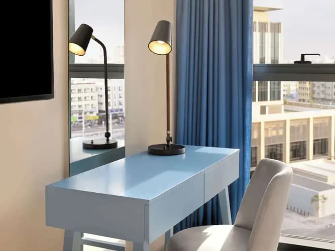 Mercure Dubai Deira 4