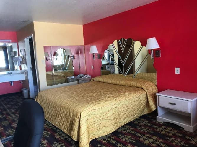 Heights Inn 5