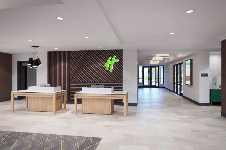 Holiday Inn & Suites Barstow 3