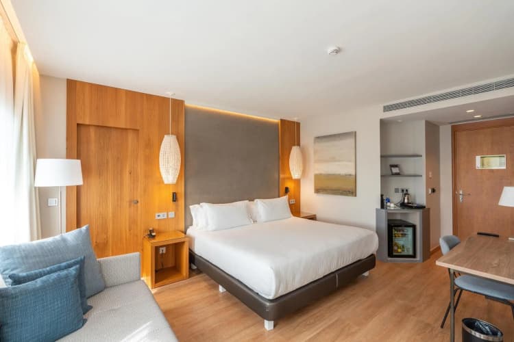 Hotel Boutique Mirlo Barcelona 3