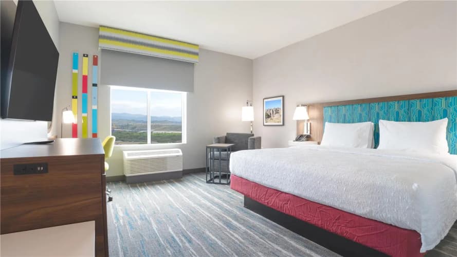Hampton Inn by Hilton Santa Clarita-Valencia 3