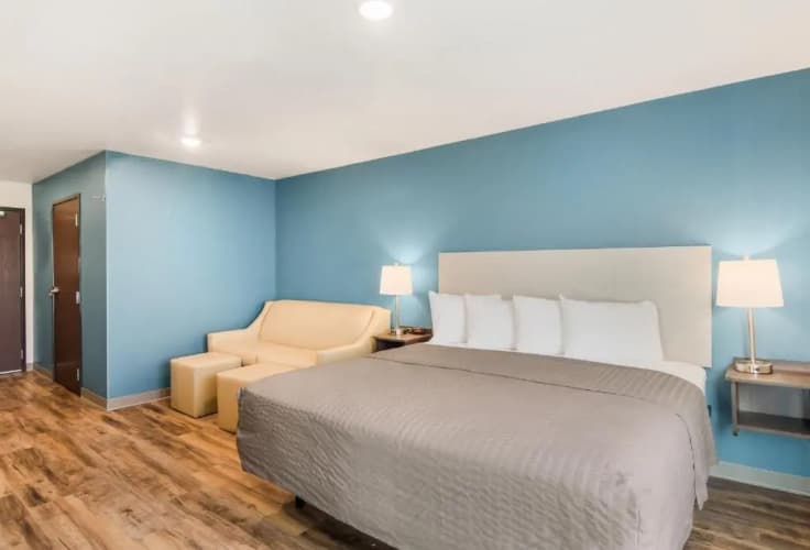 Woodspring Suites Thornton North Denver 3